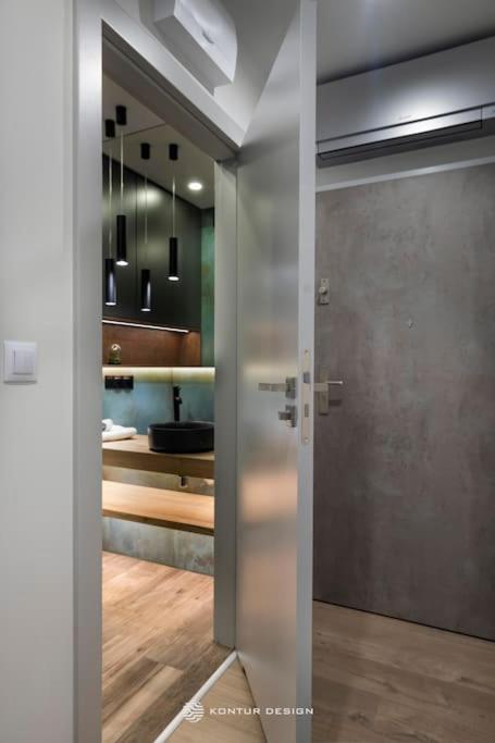 Of The Kings-szmaragd Apartment *